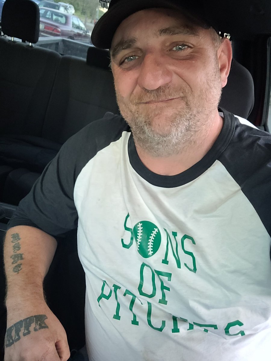 Richard421980's tweet image. Let's fucking go