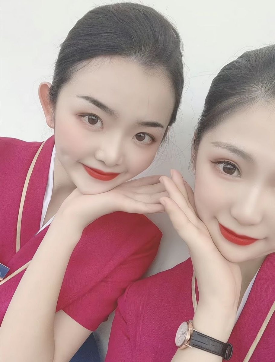 AdelaideWat2's tweet photo. 再不发就过期啦 #空姐 #最美空姐 #南航 #小姐姐 #美女 https://t.co/V2sYrPJvpl