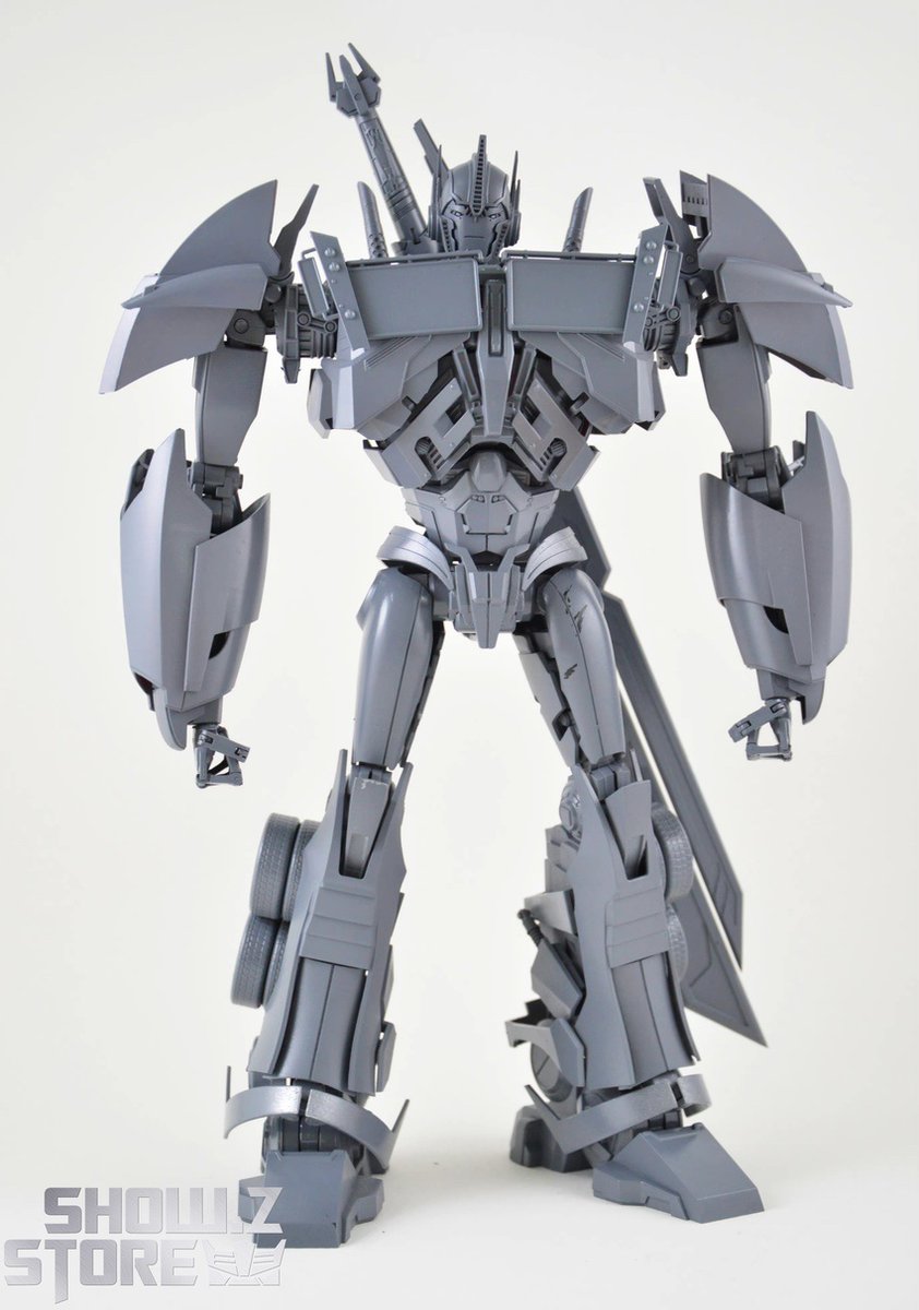 ShowZStore's tweet photo. [Pre-Order] Iron Warrior IW-07 Leader DLX Optimus Prime
Material: ABS, Alloy
Height: 29cm / 11.42"
Full Price Unknown
--------
👇links👇
https://t.co/svW8ZLpdgZ

#IronWarrior #IW07 #DLX #OptimusPrime #OP #TFs #G1
#actionfigure #transformer #modelkit #showzstore #Showzdailyreport https://t.co/RX550Odrsz