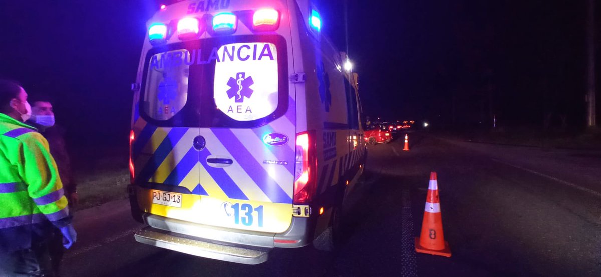 OctavaCBPM's tweet image. Hace instantes trabajamos con nuestro carro de Rescate R-8 en colisión de 03 vehículos menores en la ruta 5 Sur, altura ex Sodimac. 

En el lugar se vieron involucradas 07 personas y 01 lesionado. 

#PuertoMontt 🚒