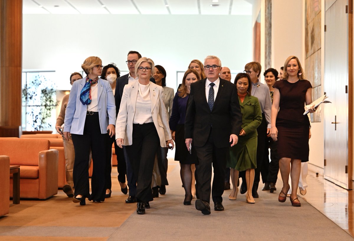 helenhainesindi's tweet photo. The introduction of the National Anti-Corruption Commission today has been 10 years in the making. It wouldn't have happened without the work of the cross bench and we will keep working to make sure this Commission is the best it can be. https://t.co/VVTxwKQhog