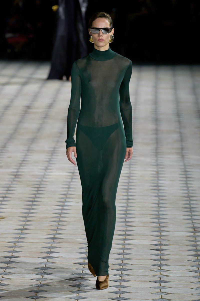 jacquemusx's tweet photo. Saint Laurent SS23 https://t.co/kECxqT3yz8