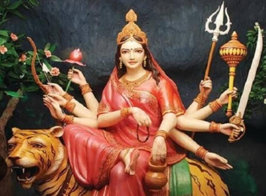 मां चंद्रघंटा 🙏🏻
"या देवी सर्वभूतेषु मां
 चंद्रघंटा रूपेण संस्थिता 
  नमस्तस्यै,नमस्तस्यै,
   नमस्तस्यै नमो नमः।।"