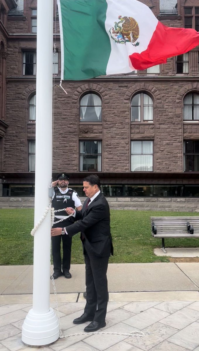 PT Muñoz Ledo tweet media