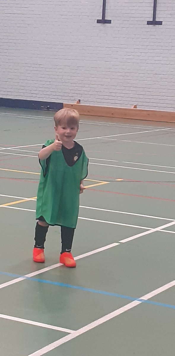 T4RA85's tweet photo. First Night of PBC⚽️ Roman loved it 💙 https://t.co/NIYIqKYIyf