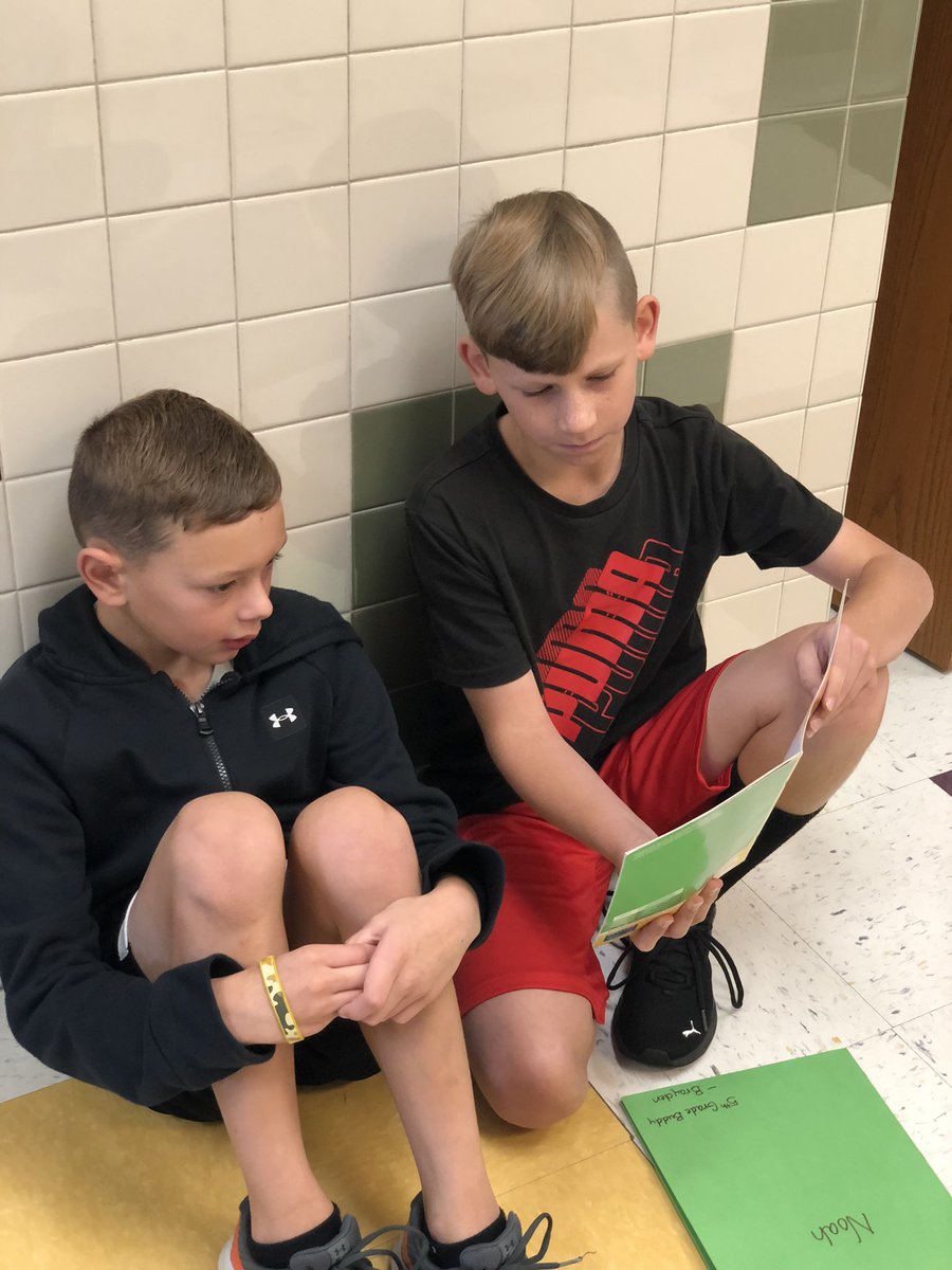 MStevensNASD's tweet photo. Our 5th Gr Ss met with our 2nd Gr reading buddies for the first time today @nasdborough. Look at the learning going on here! @MsStettlerNASD @trachtimes @LVReads2025 #kkidpride #kkidslearn #boroimpact https://t.co/5N619mLp4z