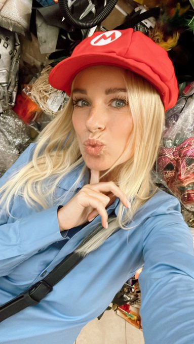 Time to shop for Halloween 🎃 https://t.co/B6SWE1S2h1