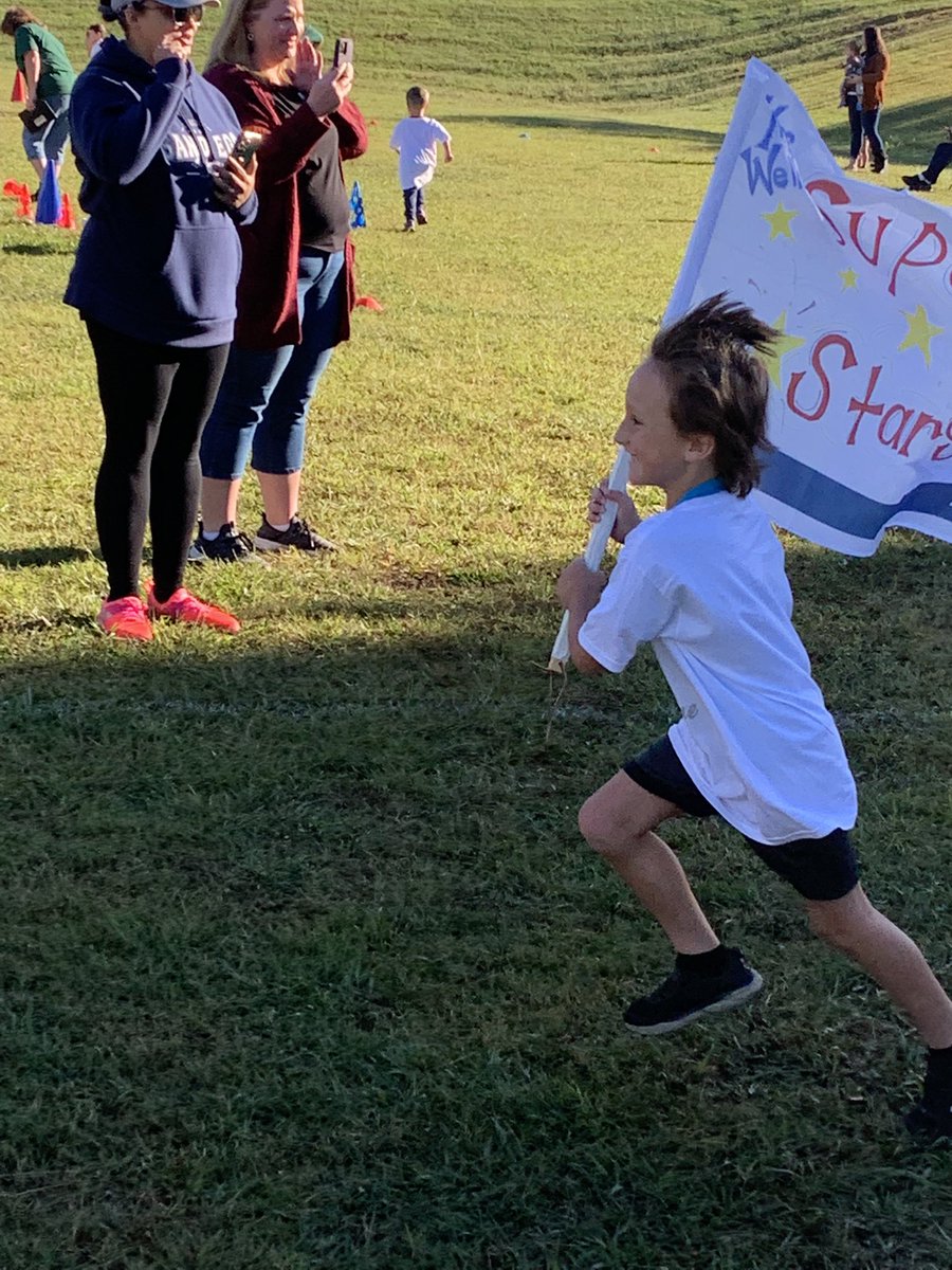 Palmettoagent5's tweet photo. Fun run for Carsyn &amp; Carter! Carter wanted to sport a Mohawk and it held up all day!!! https://t.co/Qom6fnnpXj