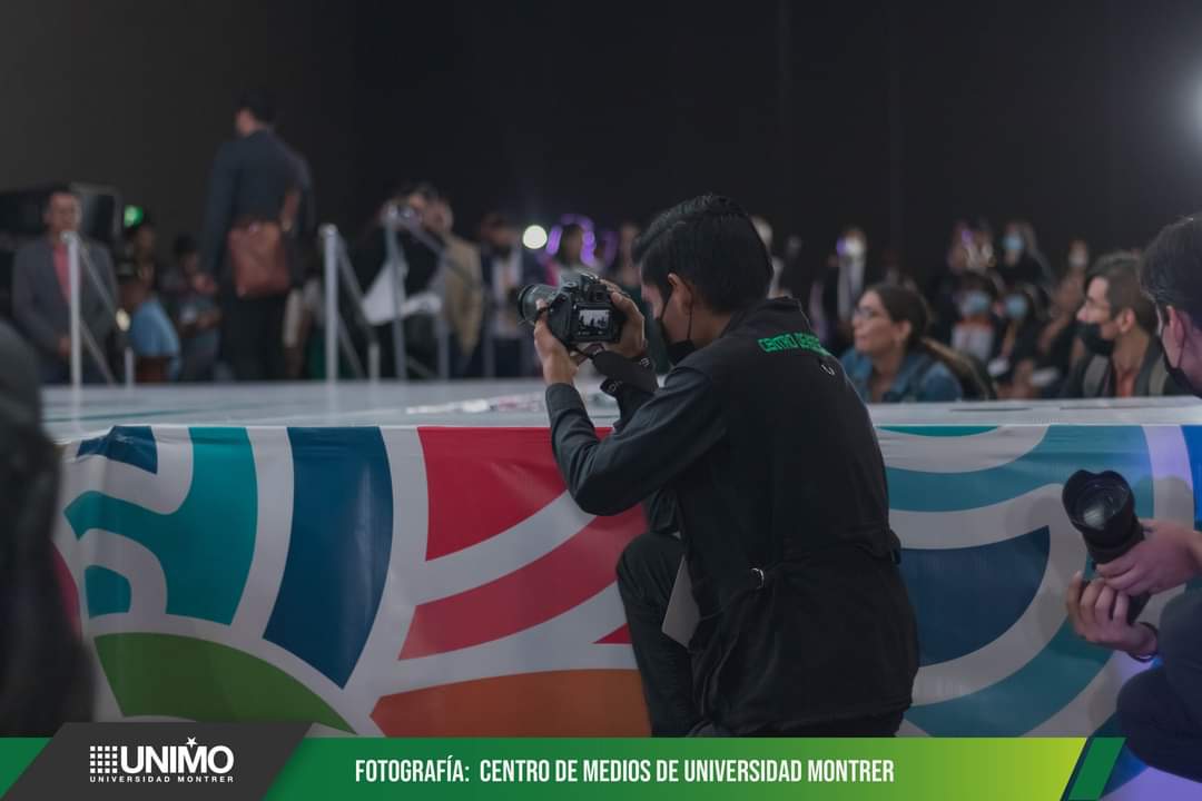 Universidad Montrer tweet media
