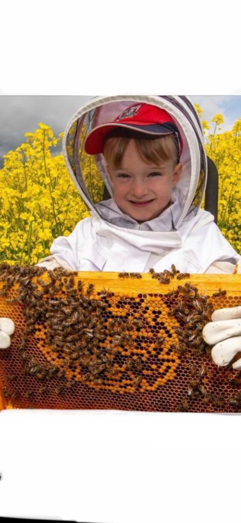 Back by popular demand…Rían Somers fresh honey on sale this Saturday morning at 10am in Pairc Na Bríde. Last year sold out in 45mins….€5 per jar. <a href="/RoversGAA/">Bride Rovers Ladies</a> <a href="/RoversGAA/">Bride Rovers Ladies</a>