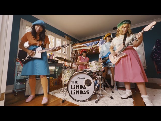 RocknRabbitHole's tweet photo. Take an end of day break with us each day at 4:20 as we celebrate an Indie artist.

Today's track is the 2022 song from The Linda Lindas, Growing Up

Music News at https://t.co/MMS45dvIIx

https://t.co/TnaCnMaTYh

#videooftheday #music #musicvideo #rabbitholemusic #indie https://t.co/qb0oMnH2vN