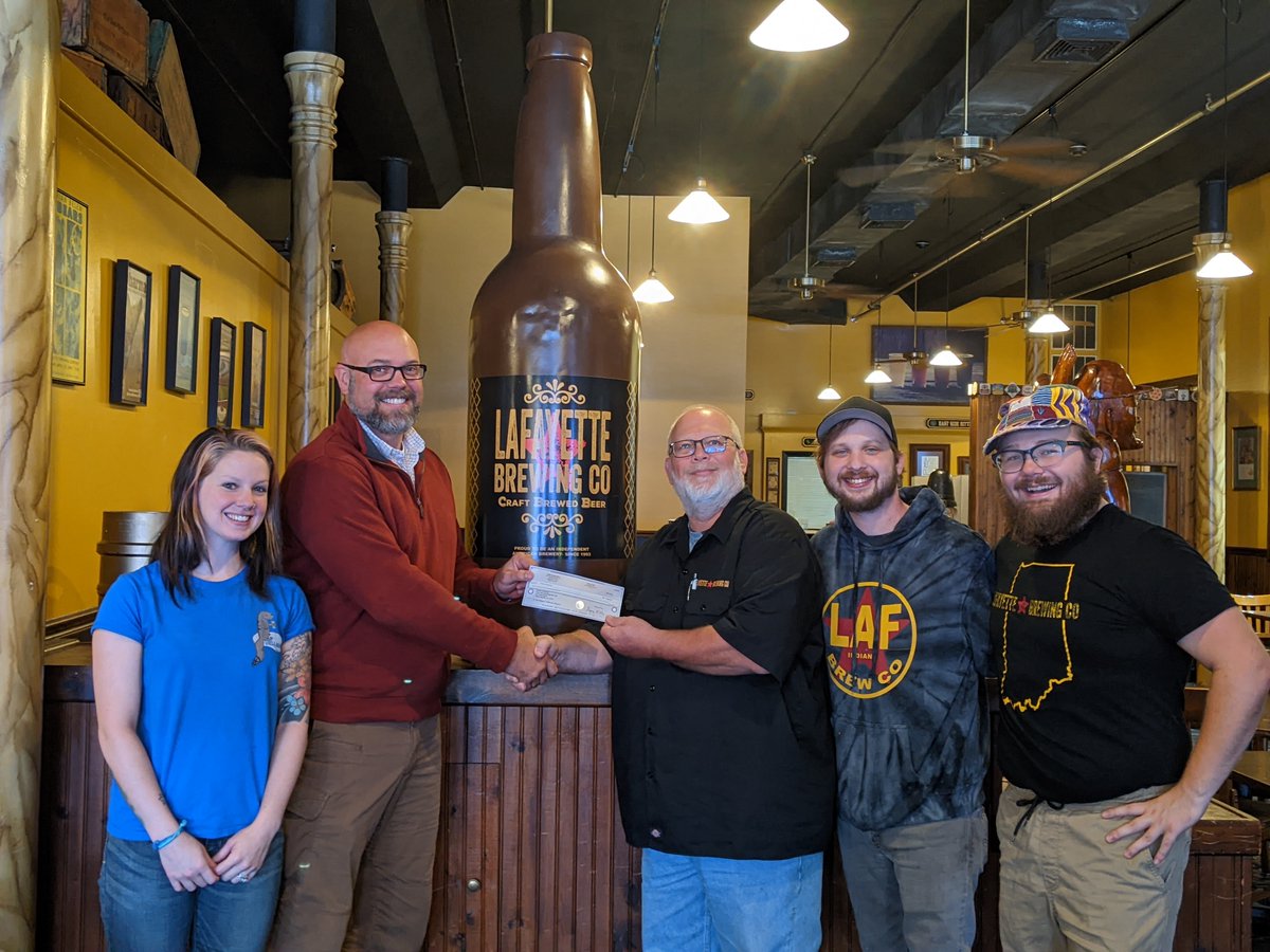 Purdue Forestry & Natural Resources (@purduefnr) on Twitter photo Thank you to the many community members who stopped by <a href="/LafBrew/">Lafayette Brewing</a> over the past 3 months to purchase Hellbent to Help pilsner & Hellbender T-shirts to raise fund for Dr. Rod Williams' <a href="/HelpTheHellbend/">HelpTheHellbender</a> lab. Today, owner Greg Emig handed off the final check. ag.purdue.edu/news/departmen… Thank you to the many community members who stopped by <a href="/LafBrew/">Lafayette Brewing</a> over the past 3 months to purchase Hellbent to Help pilsner & Hellbender T-shirts to raise fund for Dr. Rod Williams' <a href="/HelpTheHellbend/">HelpTheHellbender</a> lab. Today, owner Greg Emig handed off the final check. ag.purdue.edu/news/departmen…