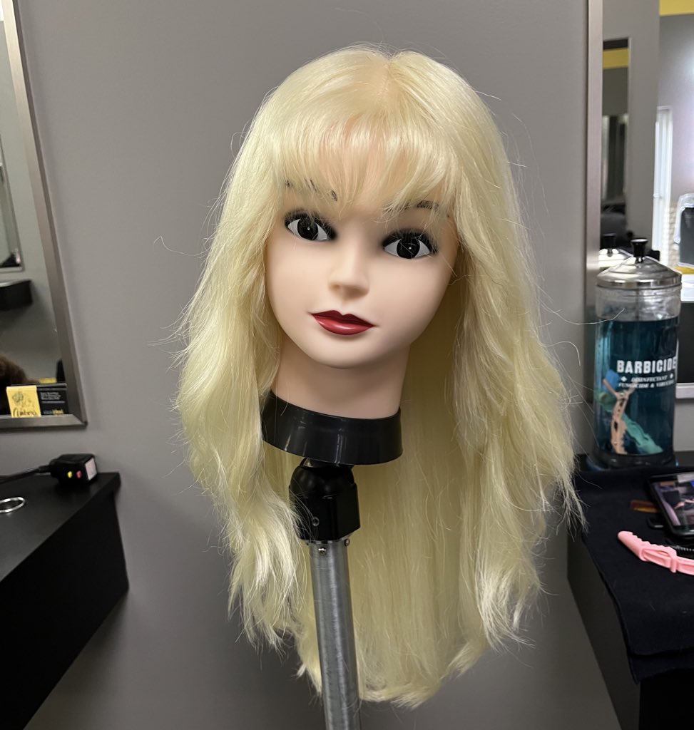 Babybuttermouse's tweet photo. 180° long layer hair cut! https://t.co/HIsF98jZVD