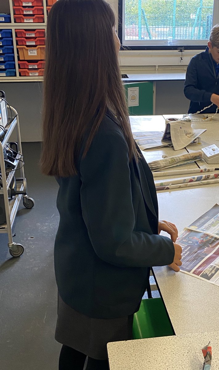 The tallest lighthouse STEM challenge accepted at science club today. Lots of problem fixing and teamwork skills as well as fun! <a href="/DownendschNews/">Downend School</a> <a href="/lisaj_howell/">lisa howell</a>