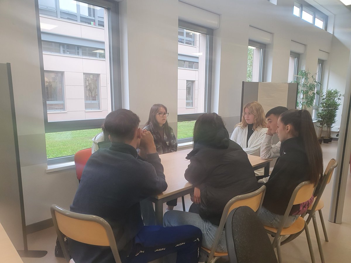 Henry Isabelle tweet media