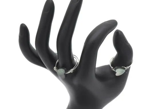 beads_mary's tweet photo. This abalone heart ring is just gorgeous.

https://t.co/cqpEnWxzKl

#handmadering #handmadejewelry #abalonering https://t.co/jXMBfSzSXS