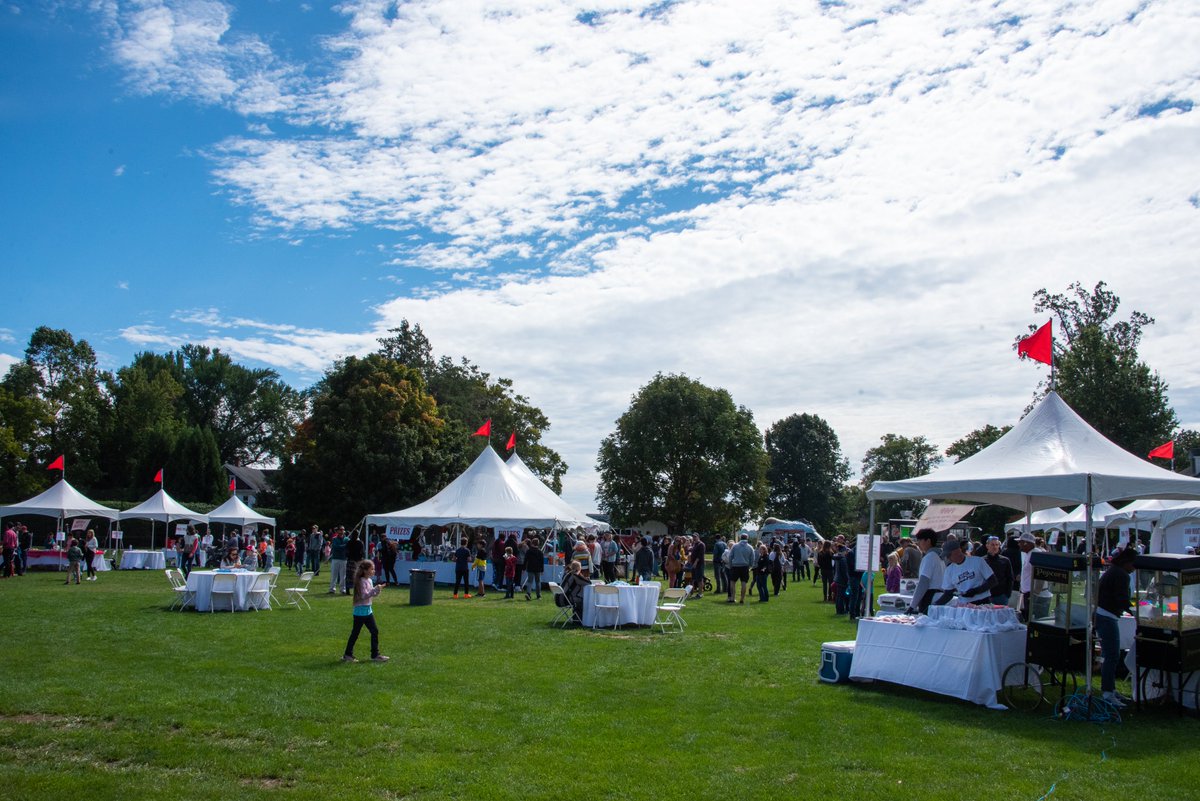 WesttownSchool's tweet photo. We had an amazing day at FallFest! Thank you to all who joined us for all the fun, and to our amazing group of volunteers who made it all possible! Enjoy the gallery of photos at https://t.co/Q31hNji4Qz! #FallFest2022 #community https://t.co/m8oGMyG8h6