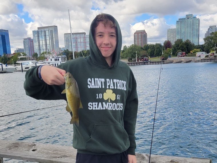 SaintPatrickHS's tweet photo. The Aquatic Science class spent the day with the Shedd education staff as they explored Northerly Island identifying wildlife, checking water quality and fishing in the harbor with the Park District staff! #ShamrockPride https://t.co/G1gq9UezjT