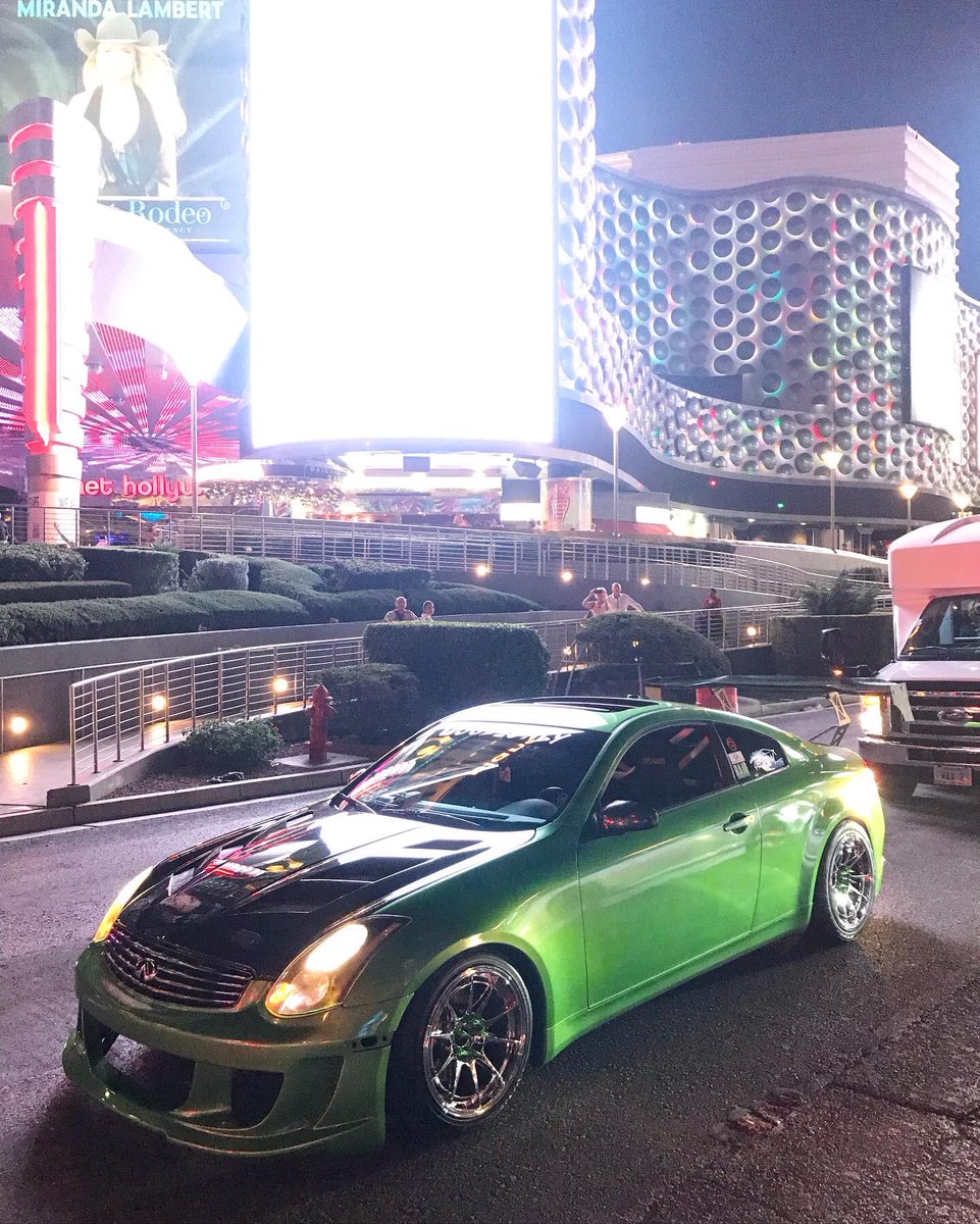 MiliGee's tweet photo. Vegas Life #OGzOnly https://t.co/6AmMAmrfJ7