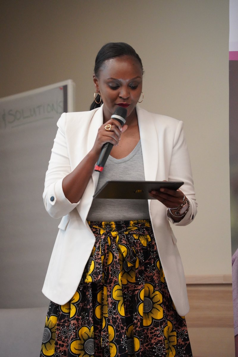 NashipaeM's tweet photo. Today, I had the pleasure of moderating a panel discussion on ensuring there are more #AfricanVoices in #conservation storytelling at the #JacksonWildSummit. The panel consisted of the ACV Kenya and Rwanda fellows https://t.co/ZrblCQITAu