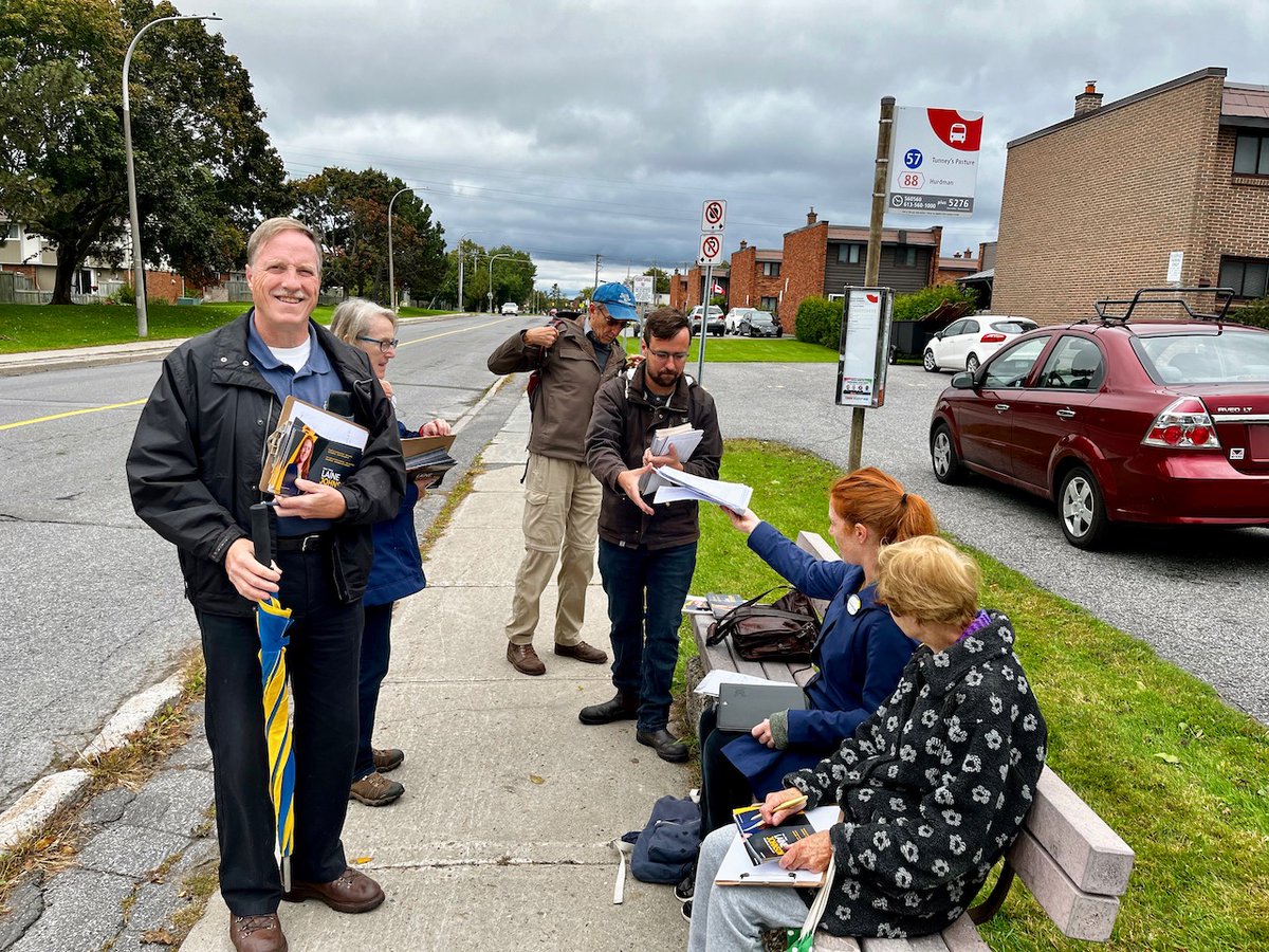 ottawaowl's tweet image. #OTTtransitchallenge2022 is over but champion🔥@laine_johnson1 in #collegeward walks the talk on Old Richmond Road in #bellscorners #NOTpat #ottvote22