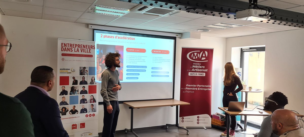 myriam__PE's tweet photo. J2️⃣ #restart merci à @CMA_HdF @bgehdf et #entrepreuneursdanslaville venus rencontrer 15 demandeurs d'emploi! ✅️ 2 créateurs ont partagé leur vécu et transmis leur passion et leur énergie! Qui mieux que celui qui a créé pour parler d' #entrepreneuriat ❓️ https://t.co/6pUiPjjIMx