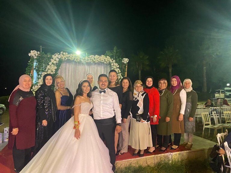 akkadinfinike07's tweet photo. Ak parti Finike kadın Kolları yönetimi olarak Yönetim kurulu üyemiz Selma Çobanoğlu Körpe başkanımızın Oğlunun düğün merasimine katıldık.
Genç çiftlere bir ömür boyu mutluluklar diliyoruz.
@akkadinantalya 
@Aysekeyikyilmaz https://t.co/mb6anBHrrd