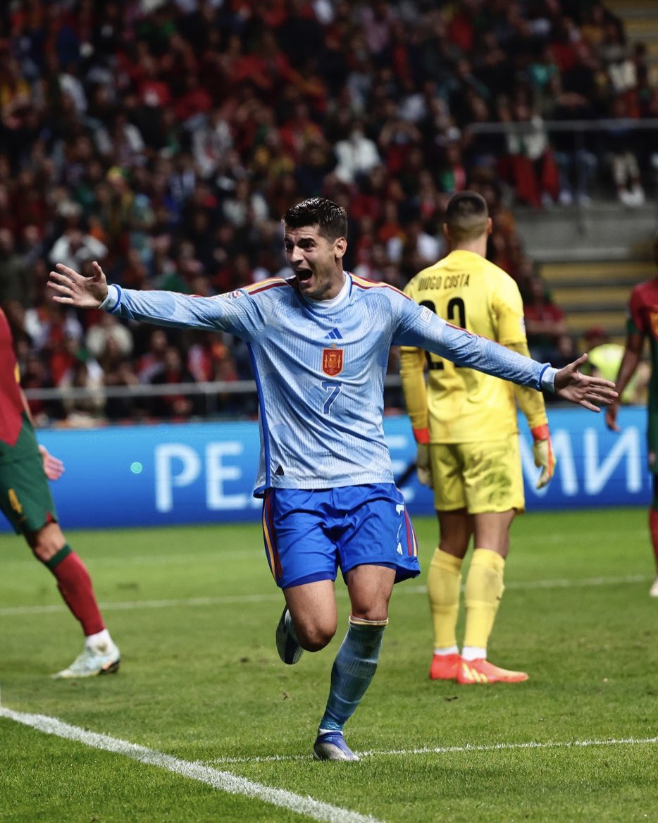 Un gol de <a href="/AlvaroMorata/">Álvaro Morata</a> dio la clasificación a la Final Four de la #NationsLeague a la <a href="/SEFutbol/">Selección Española Masculina de Fútbol</a> 🇪🇸

Nuestro delantero y <a href="/Koke6/">Koke Resurrección</a> fueron titulares en el decisivo partido en Portugal 💪

¡Felicidades Koke, Álvaro y <a href="/marcosllorente/">Marcos Llorente</a>! 🙌