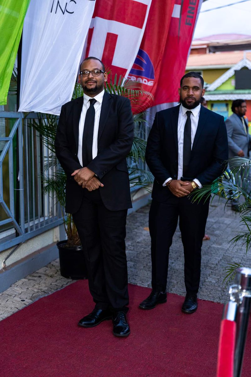 BrentonHilaire's tweet photo. Here comes the Men in Black #MIB 🤣. 

National Youth Council of Dominica the event was pure class. The entrance alone amazed me. Kudos on hosting such a high level event. 

I'm so happy to see this amount of effort having been placed on our youth.

#NYCD #NYA https://t.co/UT2m81DVsS
