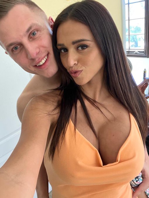 Today I get to shoot and have fun with @AlexMackXXX 🍆🍑💋🖤 https://t.co/qrd6HFm1E1<a class="tags" href="/tag/alexmackxxx">@alexmackxxx</a><a href="/tag/newprofilepic"class="tags"><span>#newprofilepic</span></a>