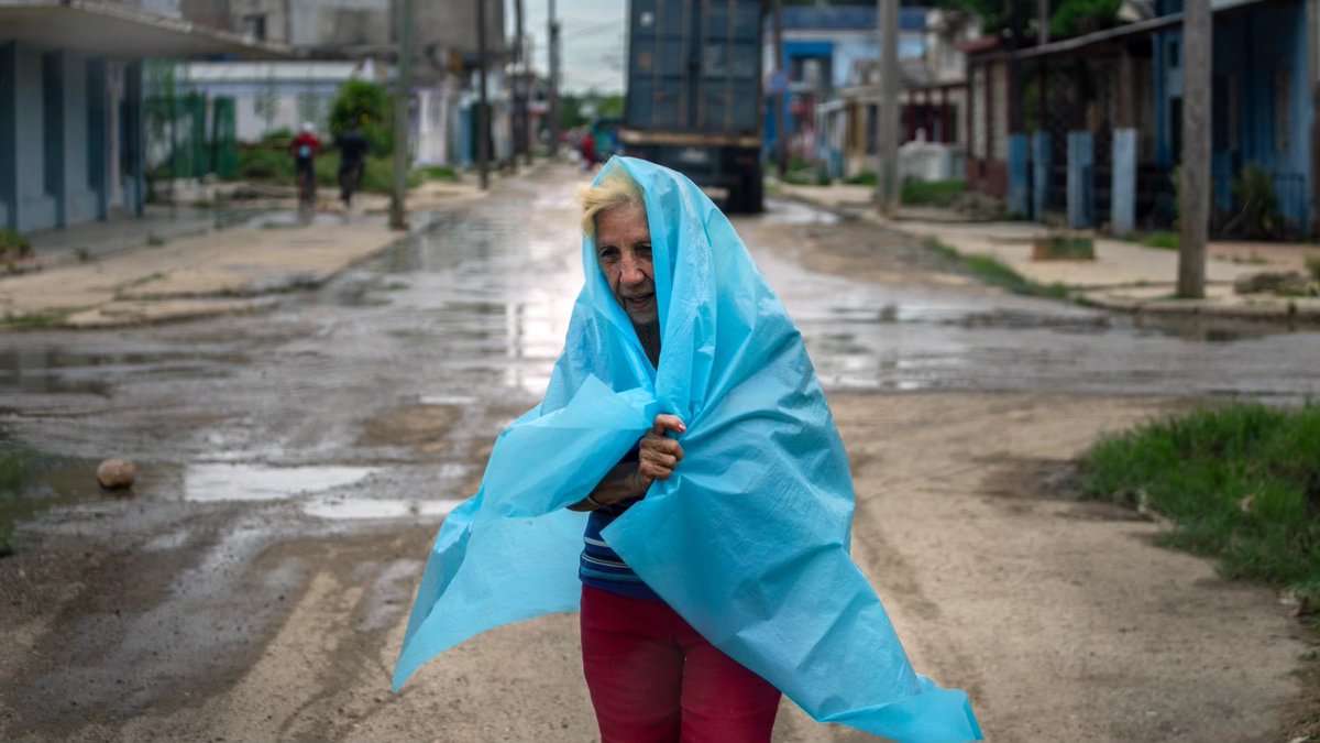 RootsofHope's tweet photo. Your contributions will go directly to sending food, medicines and other humanitarian assistance supplies to the island, as well as mobile phone recharges to help Cubans connect to the Internet. The Cuban people on the island desperately need your help. https://t.co/6T8i4vWKfH https://t.co/CInzKXBwdw