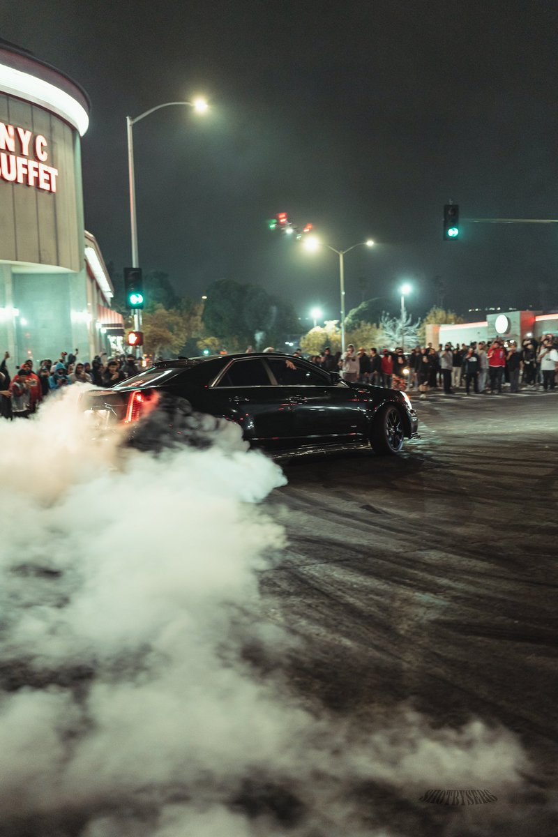 Shotbyserg's tweet photo. We all love a good V 💨 https://t.co/mdNtpluwcU