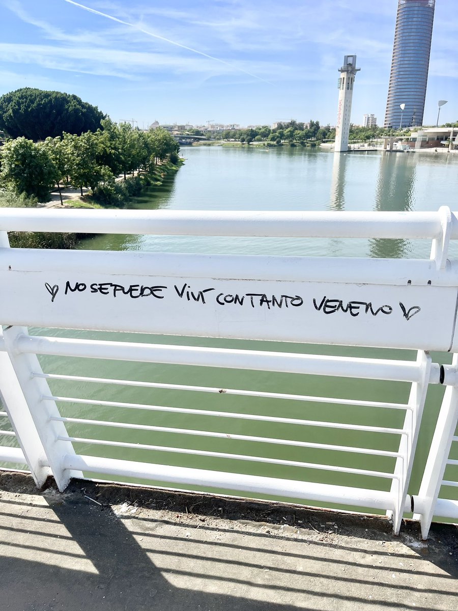 la raqueloide tweet media