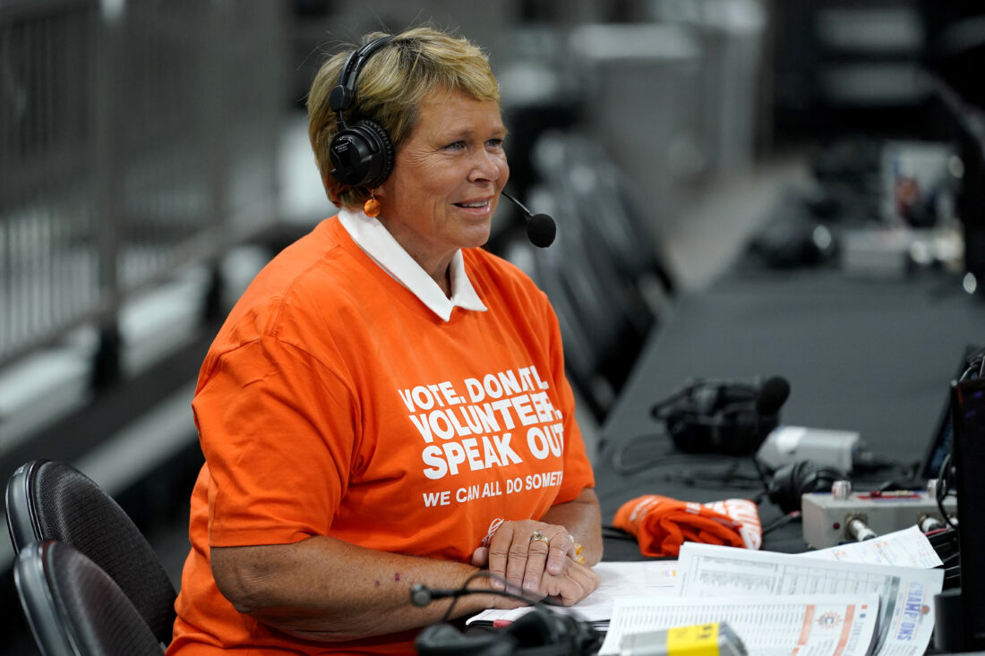 KGHP_FM's tweet photo. @KGHP_FM is looking for Sports Broadcasters for the upcoming women's basketball season for both PHS &amp; GHHS ladies teams. Contact the Station Manager if interested. 253-225-1195 https://t.co/xCXa79n8sG