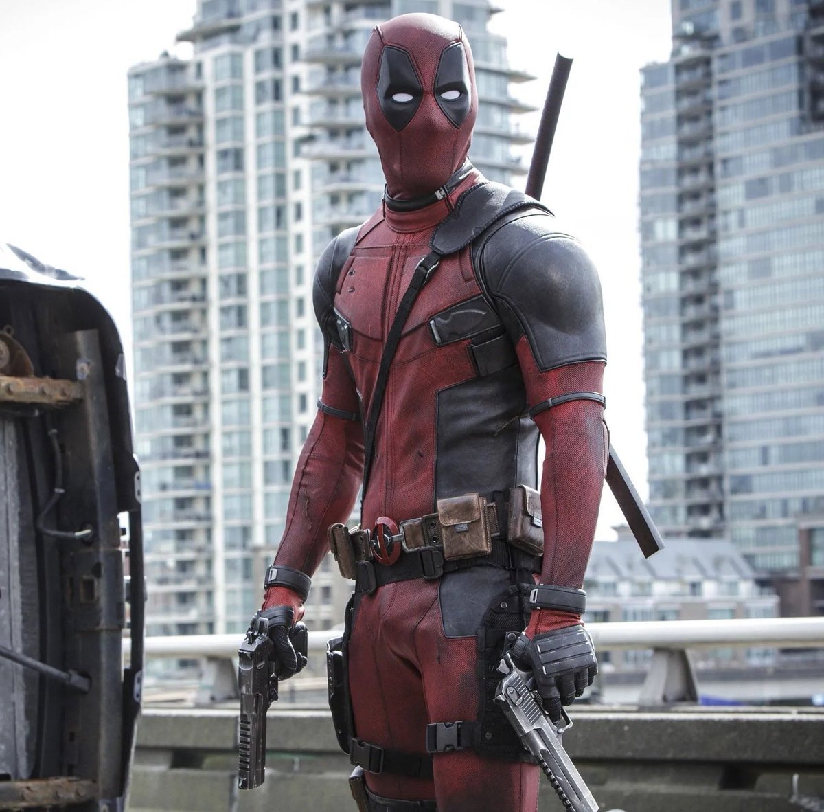 Hugh Jackman, Deadpool 3'te Wolverine'i canlandırmak üzere geri dönüyor!!!