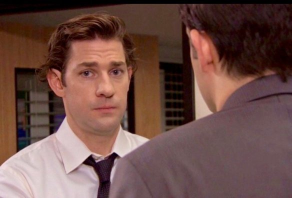 les juro que mi vida es tan bizarra que a estas alturas cada vez que me pasa algo miro a una cámara imaginaria corte the office