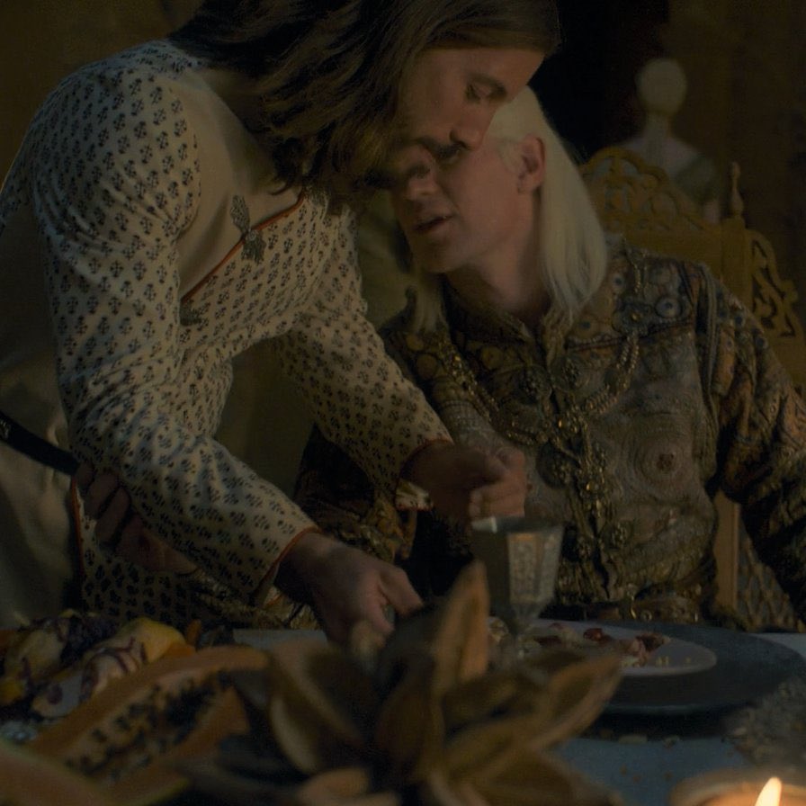 westerosies's tweet photo. Deleted #HouseOfTheDragon scenes so far:

• Lanea Velaryon claiming Vhagar in E2
• Confrontation between Rhaenyra &amp; Alicent after being betrothed to Viserys in E2
• Alicent preparation/wedding to Viserys in E2
• Daemon bisexuality in E6
• Daemon consoling his daughters in E6 https://t.co/oLdvwzne5S