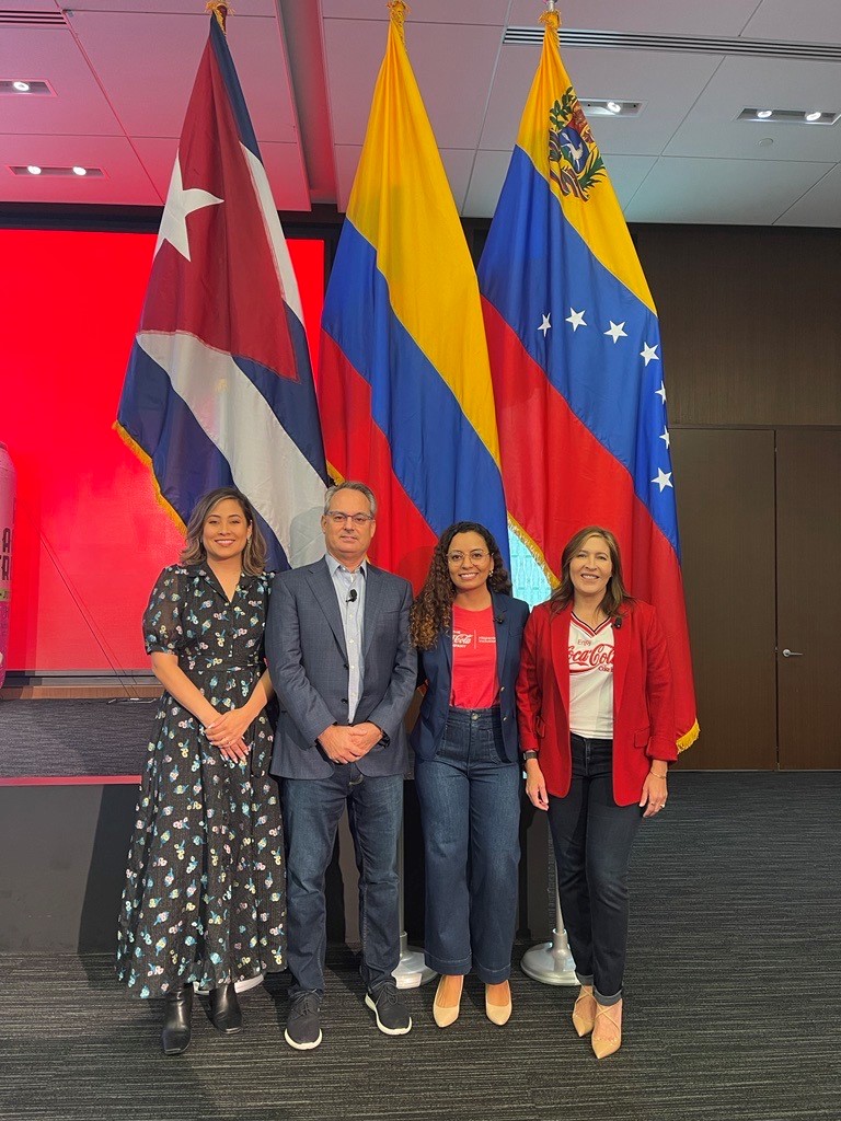 I am honored that I had the opportunity to speak at the #HispanicHeritageMonth panel today &amp; celebrate with my <a href="/CocaColaCo/">The Coca-Cola Co.</a> colleagues &amp; Hispanic leaders. Thank you Katherine Santacoloma, <a href="/Vanessaibarratl/">Vanessa</a>, &amp; Willie Hernandez for the great conversation!