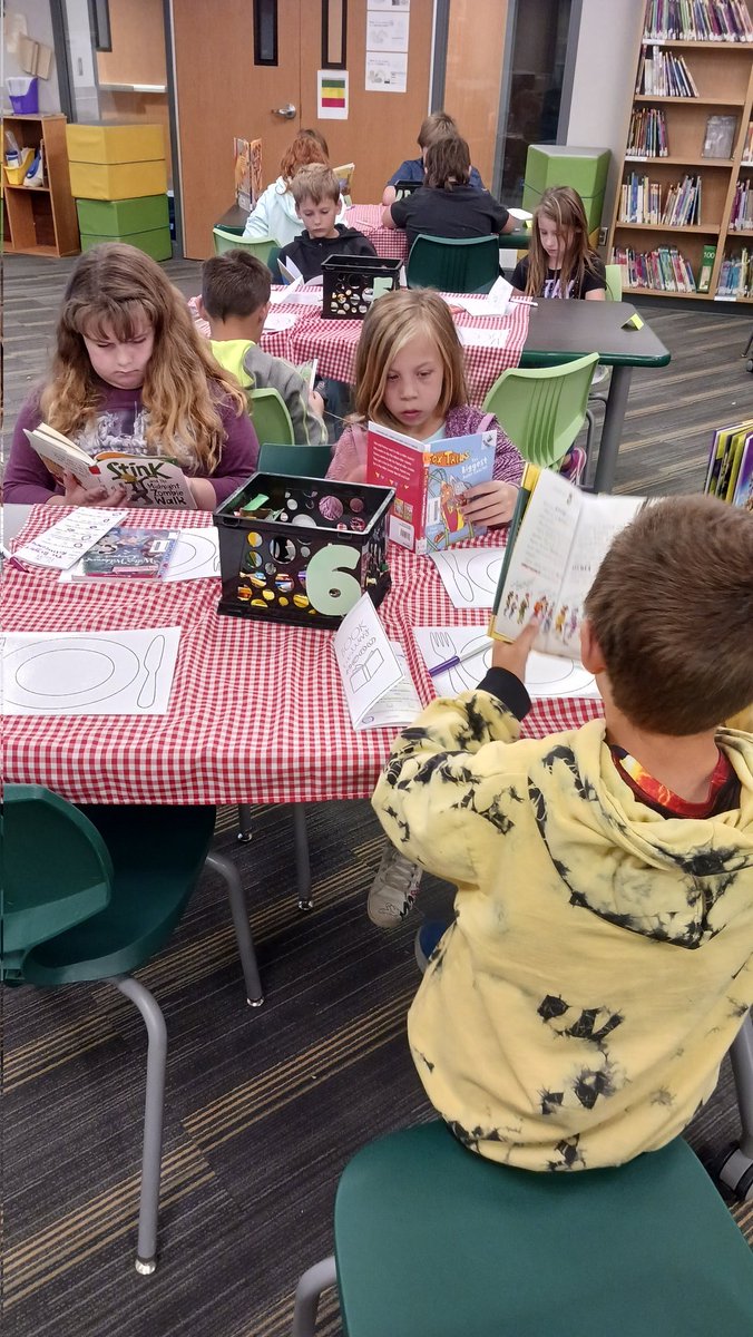 musuzq's tweet image. We've been having a book tasting this week in our library classes!  Students are loving it! #pesd32 #welovebooks