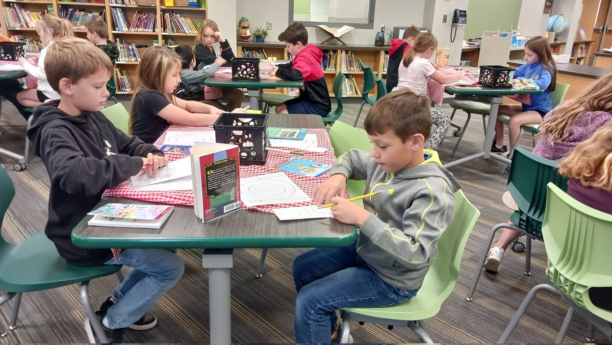 musuzq's tweet image. We've been having a book tasting this week in our library classes!  Students are loving it! #pesd32 #welovebooks
