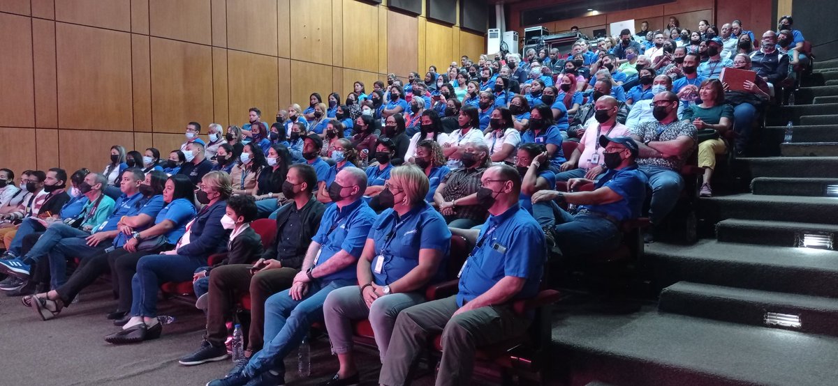 fonacit_ve's tweet photo. Esta charla, es una invitación a sentir,conectar con el sentido de pertenencia,para seguir apostando a una a una mejor nación,a un mejor aporte desde lo individual, para ser multiplicadores de elementos poderosos,que sin duda,se podrán ver en todas las instituciones @CorneCoach https://t.co/xb26gseFRf