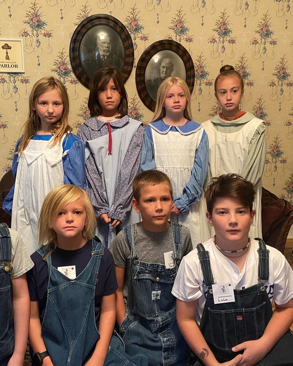 HSESCougars's tweet photo. It was a great day for 4th grade at Bown house! https://t.co/bReoQo3U3Q