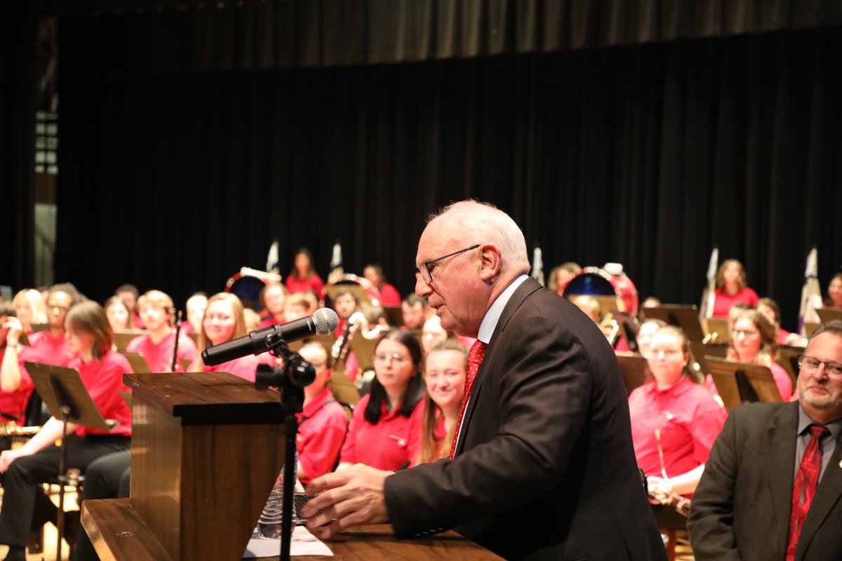 mansfieldu's tweet photo. The Mansfield Marching Band and Concert Wind Ensemble were formally invited to participate in London's New Years Day Parade and Festival in 2024 during a ceremony at Steadman Theatre on Tuesday.

Read more ➡ https://t.co/0CuSc2Q5U9 https://t.co/8Ao9jfyGgP
