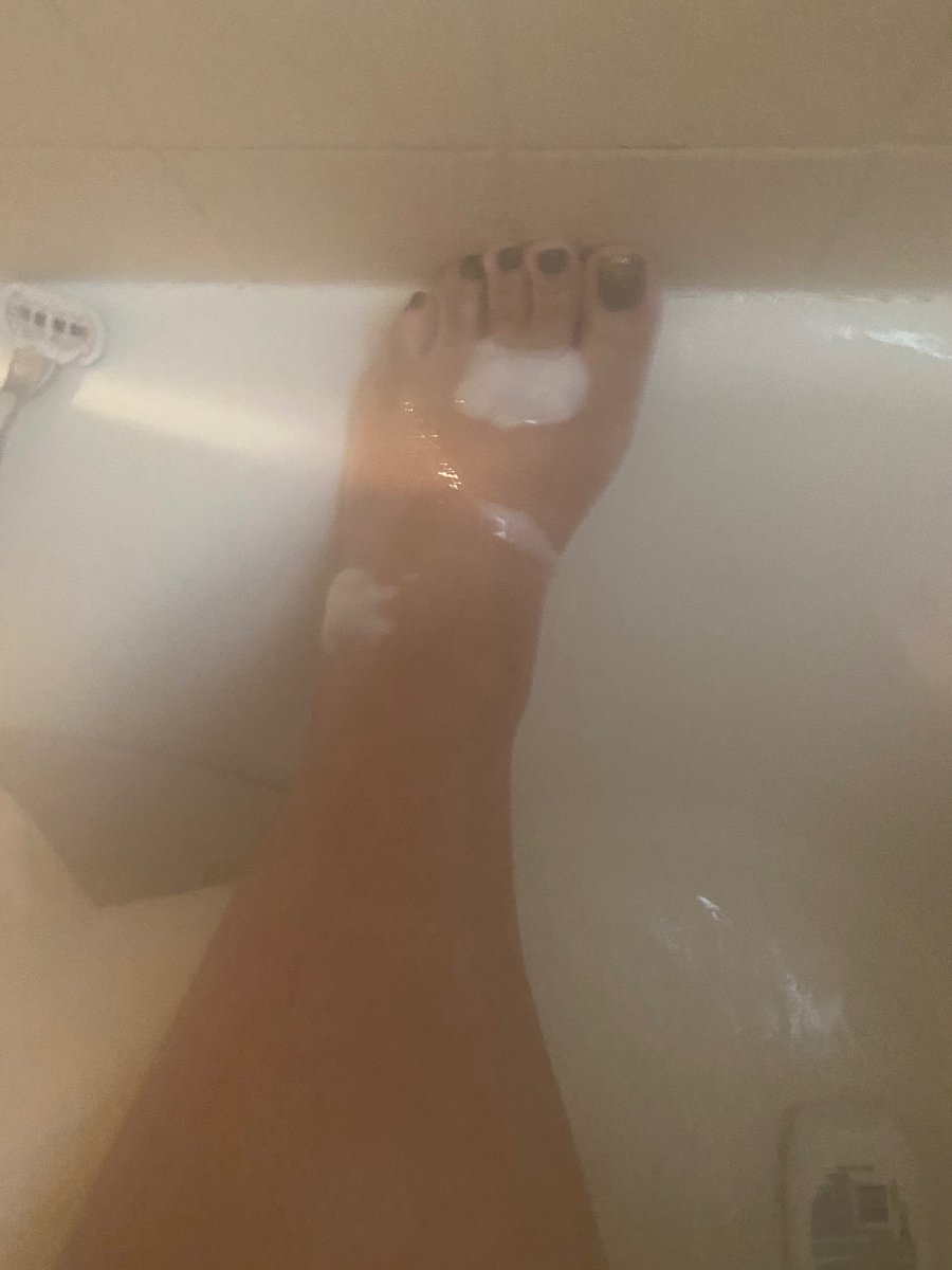 FinnDommRain25's tweet photo. There’s more where that came from fuckers! Pay me for even sneaking a peek! Don’t cum to my page unless you’re willing to submit like a good little piggy! #walletdrain #financialstrain #findom #cashslave #needcashpig #paymenow #finsub #footfetish #footpics https://t.co/EeUcnBJtkg