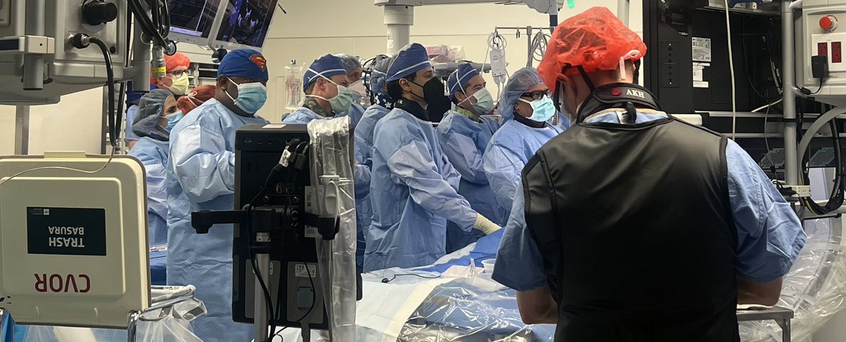 PradeepYadavMD's tweet photo. Our 4th #Cephea #TMVR today!! Unbelievably intuitive, simple, fast, a definite contender to be a workhorse TMVR valve! @VinodThourani @vrajagopalMD @ManiVannanheart #JimStewart Appreciate support from @jgranadacrf #TorstenVahl @laurenranard #CepheaTeam @AbbottNews https://t.co/FnDWPspcvw