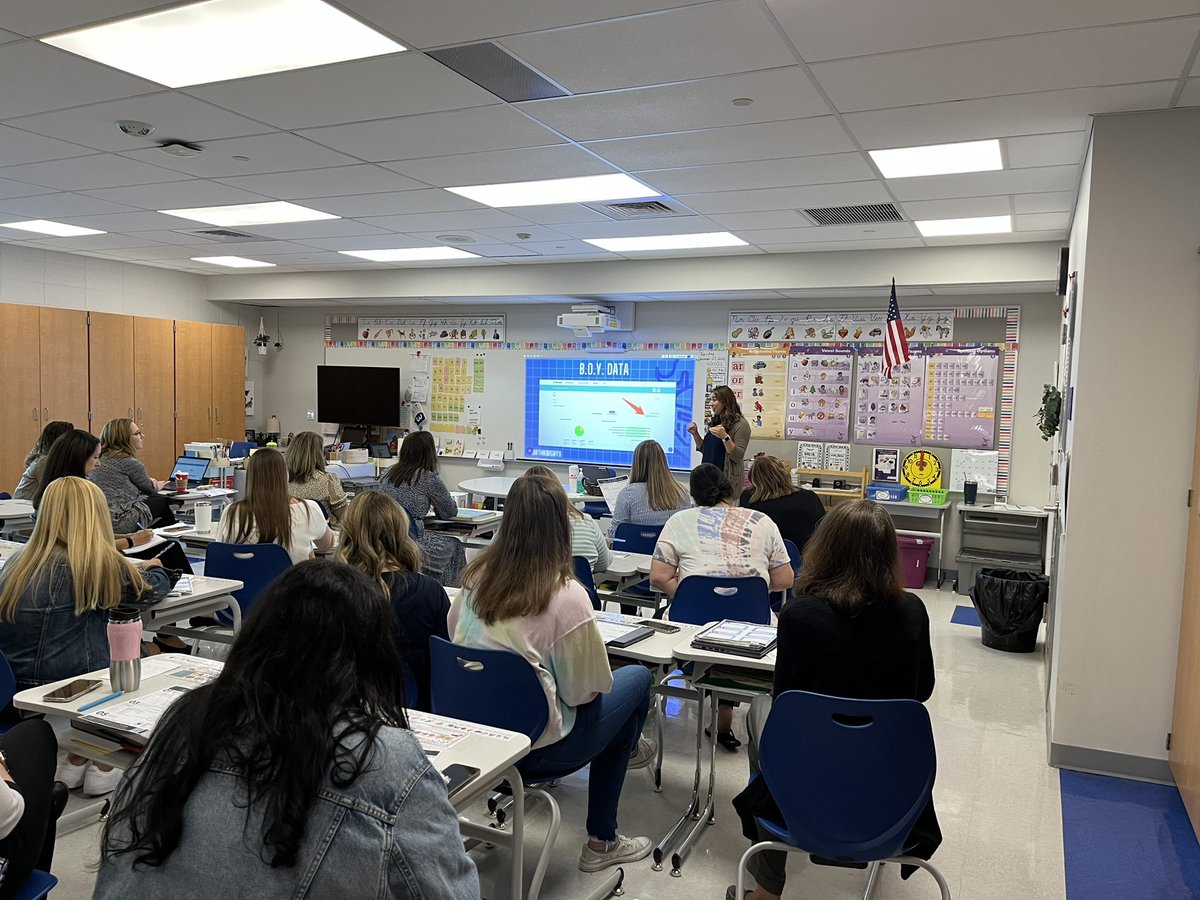 #MathKnights at <a href="/KnappElementary/">Knapp Elementary</a> listen to <a href="/crazyteachergo/">Ainsley FM | Crazy Teacher Life Blog</a> about data driven decision making as they work to balance core instruction and small group instruction.
<a href="/CurriculumAssoc/">Curriculum Associates</a>