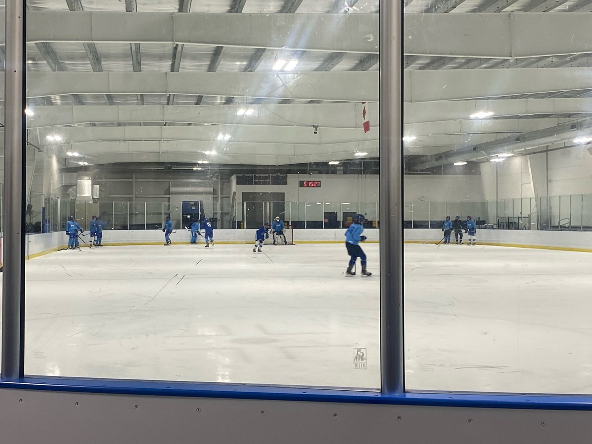 BerlinJVHockey's tweet photo. Hockey Season is BACK! @BerlinHockey let the countdown to our first game begin! https://t.co/v7NF8U4ncW