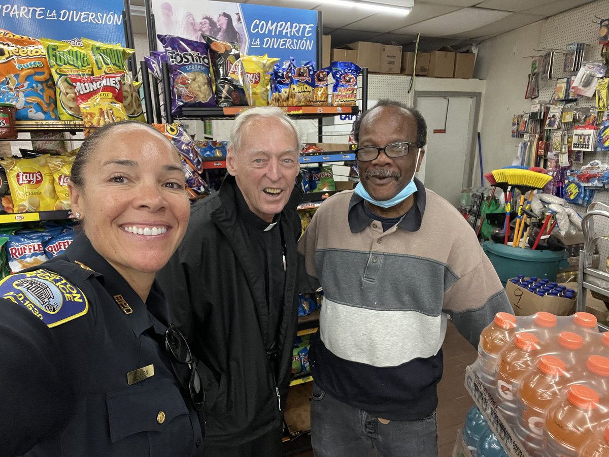 Nora Baston tweet media