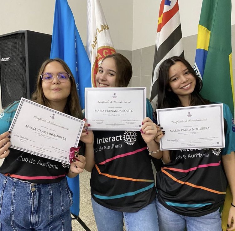 interactauri's tweet image. Dia 12/09, nós do Interact realizamos o Concurso Interno de Oratória 22-33. 
As associadas Maria Clara Brambilla, Maria Fernanda Souto e Maria Paula Nogueira discursaram durante a reunião. Parabéns pela participação meninas e agradecemos pela presença dos jurados e convidados💜💚