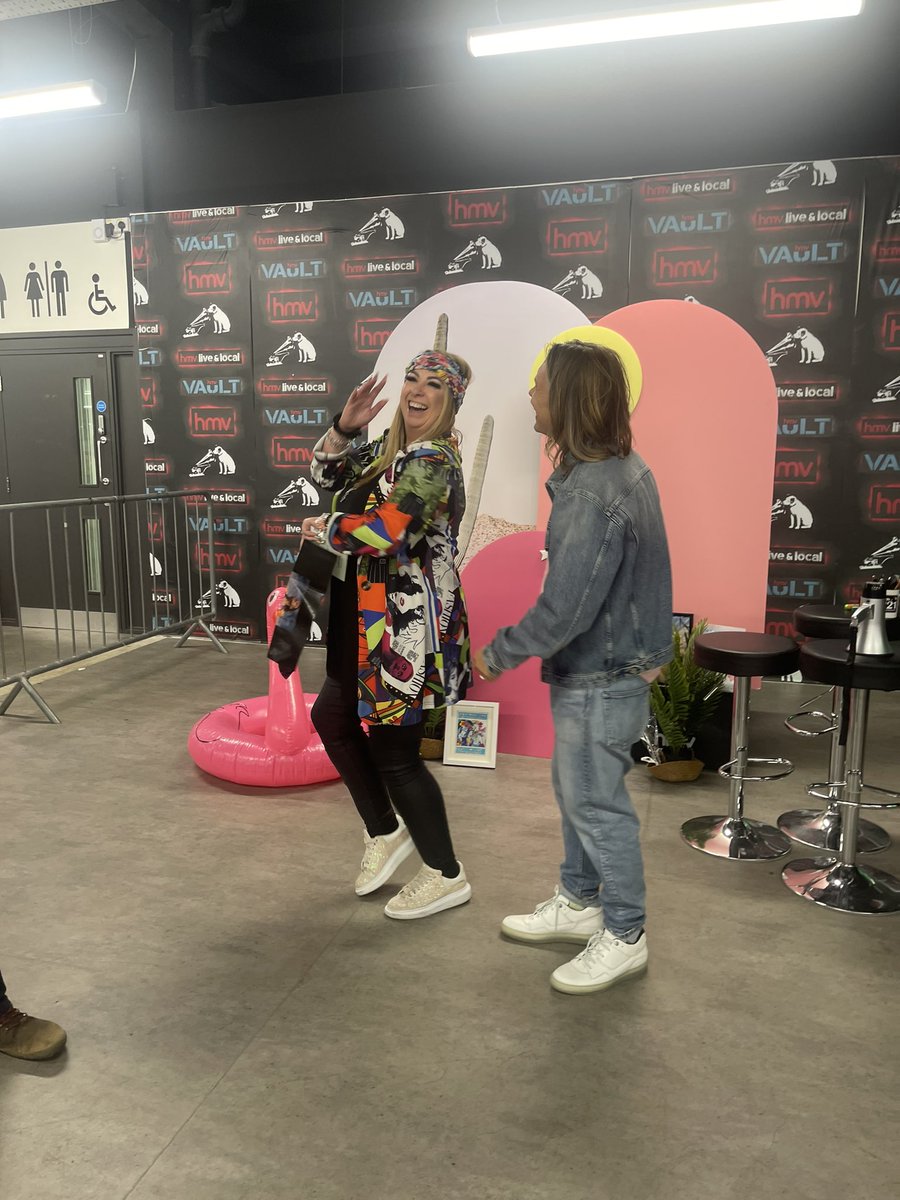 AnitaJayneBooth's tweet photo. Nothing but laughs & good times!!! @OfficialMarkO youโve made my day, my week, my month, my year!!!! #LandOfDreams #lod #letsgetittonumberone ๐๐๐ซ๐๐ฅฐ๐โค๏ธ๐๐ผ https://t.co/w8yB7Mmmlh